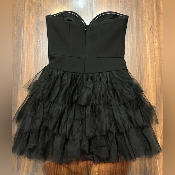 Likely Glynn Mini Dress Size 4 Black Tulle Ruffle Strapless Revolve Chic Party - Picture 7 of 15